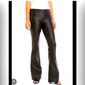 Free People  * New* penny pull on black vegan flair Pants  size 31